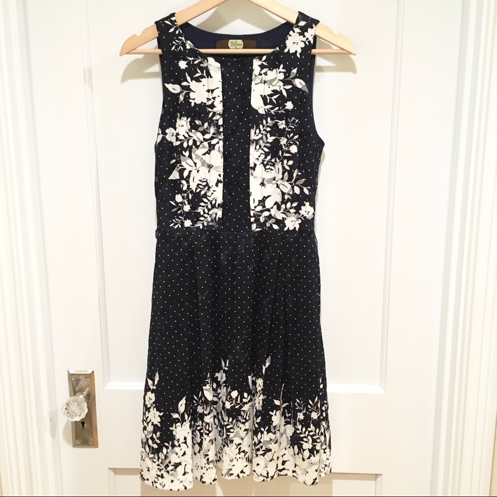 ⭐️ Eva Franco Navy White Lace Polka Dot Flared Dress